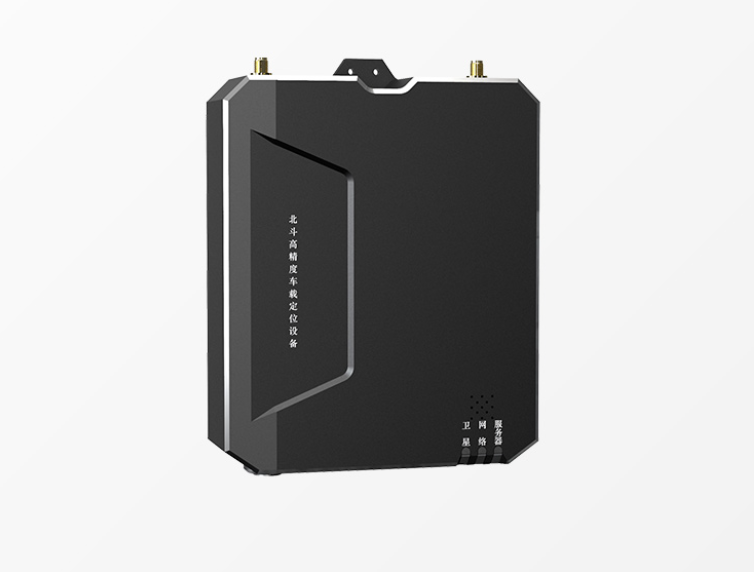 Qbox M20北斗高精度机车定位终端